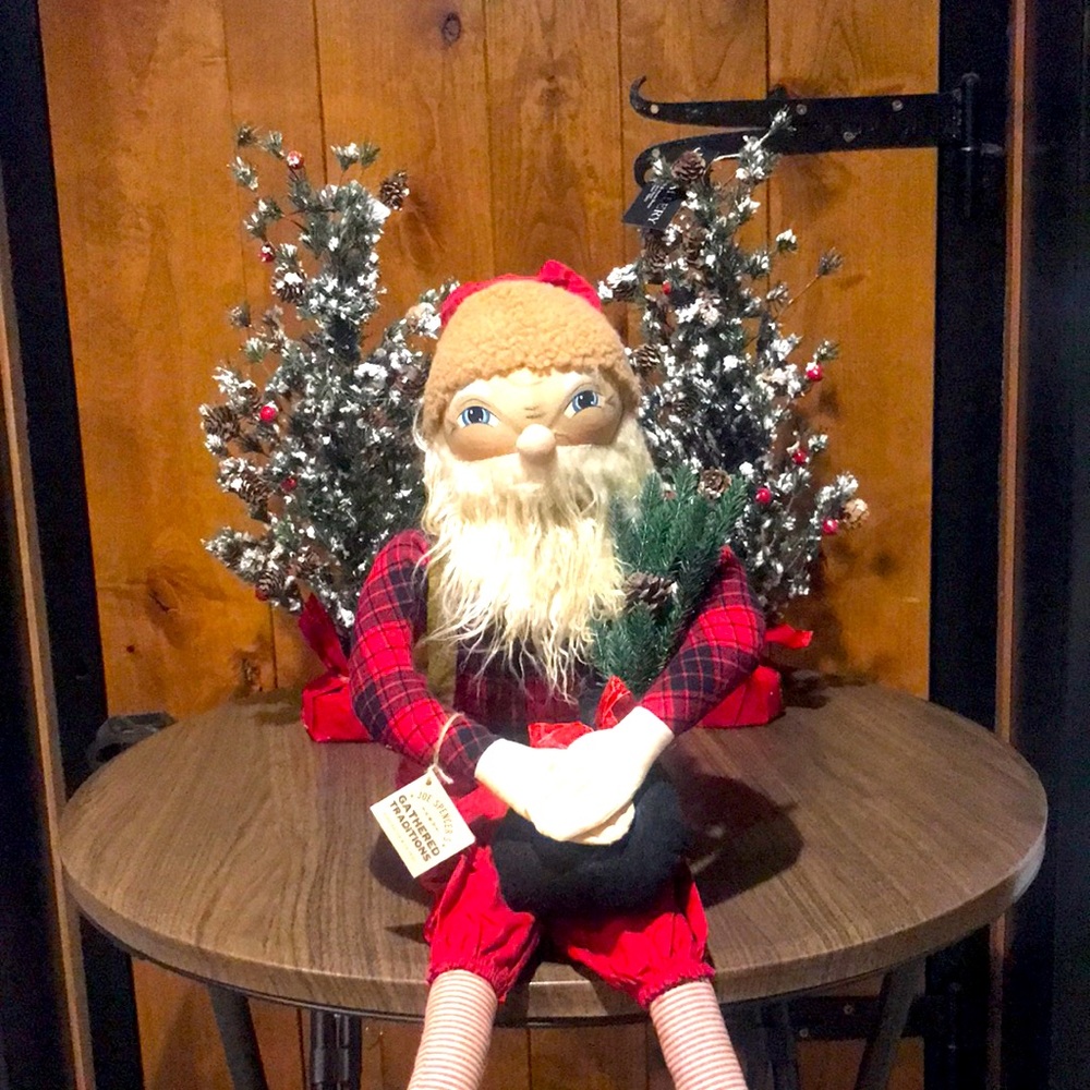 NWT Joe Spencer Edgarton 35” Santa Collectible Doll